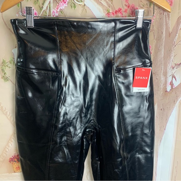 NEW SPANX Faux Patent Leather Leggings - Picture 4 of 10